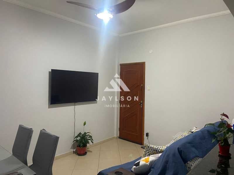 Apartamento à venda com 2 quartos, 60m² - Foto 12