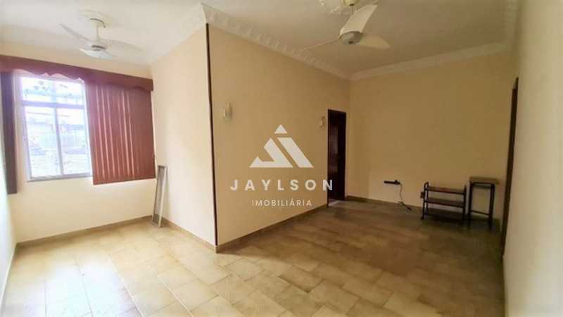 Apartamento à venda com 2 quartos, 80m² - Foto 1