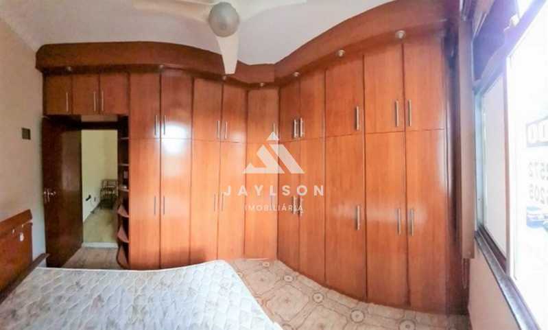 Apartamento à venda com 2 quartos, 80m² - Foto 2