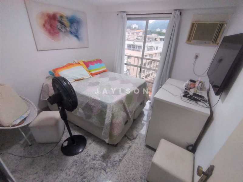 Cobertura à venda com 4 quartos, 213m² - Foto 12