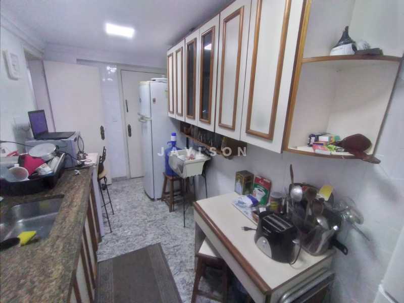 Cobertura à venda com 4 quartos, 213m² - Foto 18