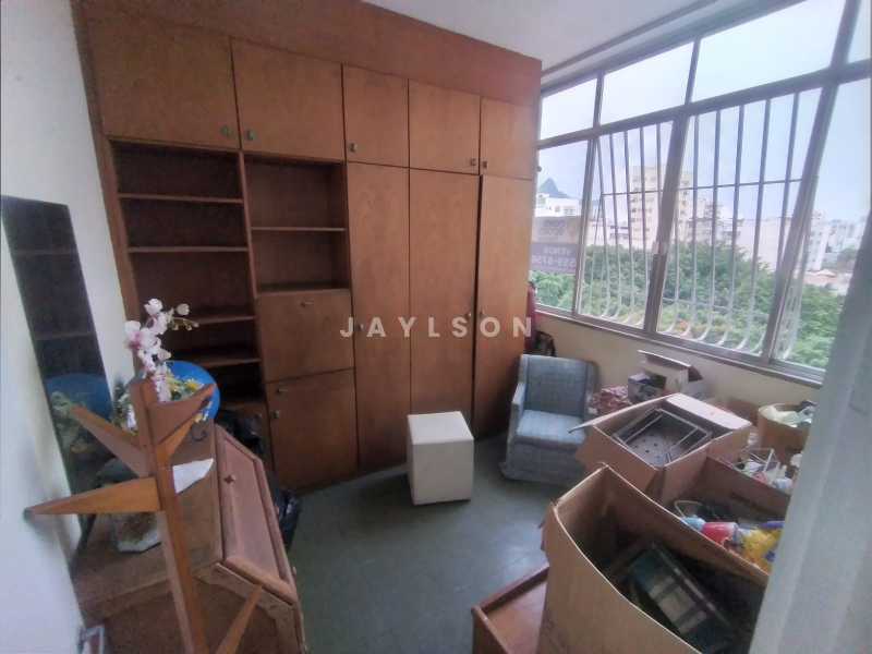 Apartamento à venda com 3 quartos, 100m² - Foto 5