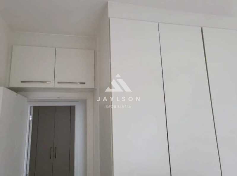 Apartamento à venda com 3 quartos, 70m² - Foto 9