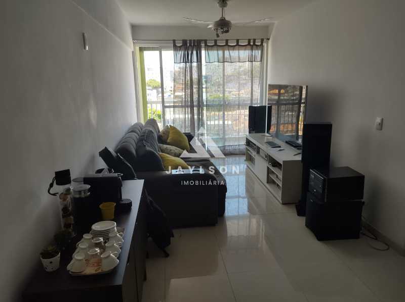 Apartamento à venda com 3 quartos, 110m² - Foto 1