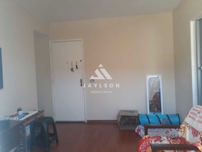 Apartamento à venda com 2 quartos, 50m² - Foto 3