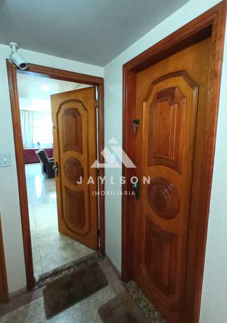 Apartamento à venda com 3 quartos, 86m² - Foto 2