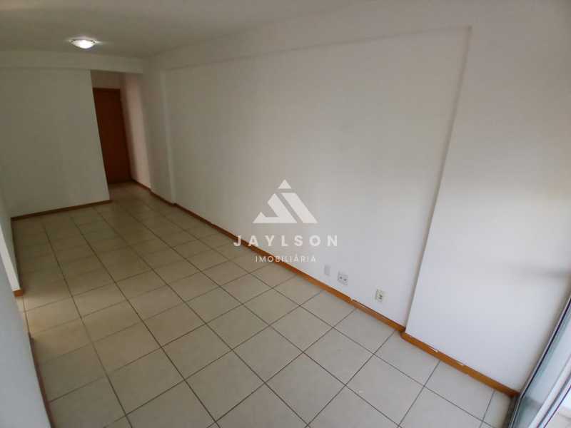 Apartamento à venda com 2 quartos, 55m² - Foto 3