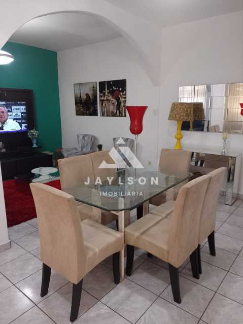 Apartamento à venda com 2 quartos, 90m² - Foto 5