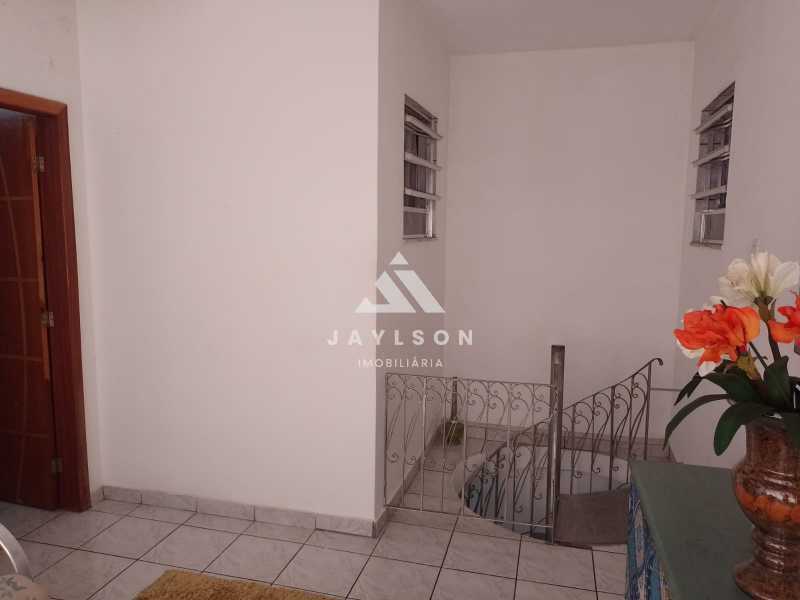 Apartamento à venda com 2 quartos, 90m² - Foto 19