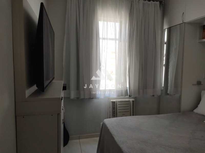 Apartamento à venda com 2 quartos, 66m² - Foto 11