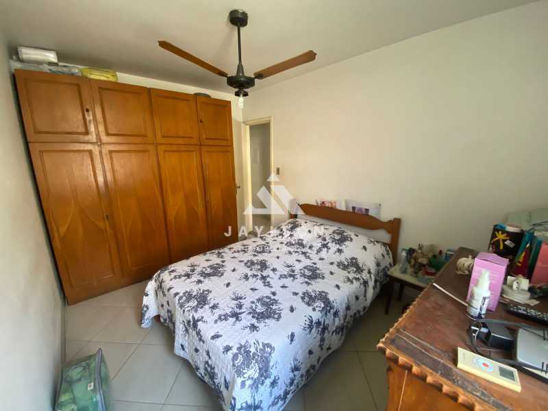 Apartamento à venda com 3 quartos, 49m² - Foto 3