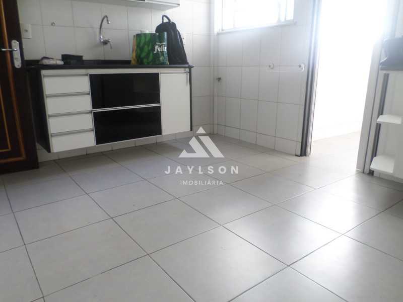 Apartamento à venda com 3 quartos, 102m² - Foto 25