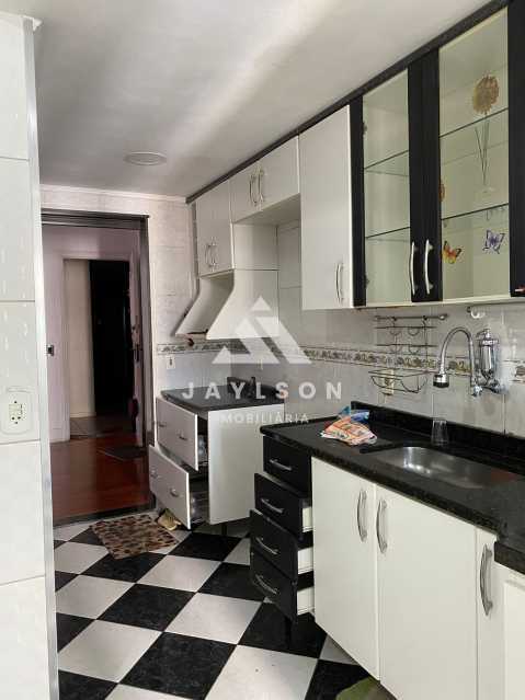 Apartamento à venda com 2 quartos, 66m² - Foto 2