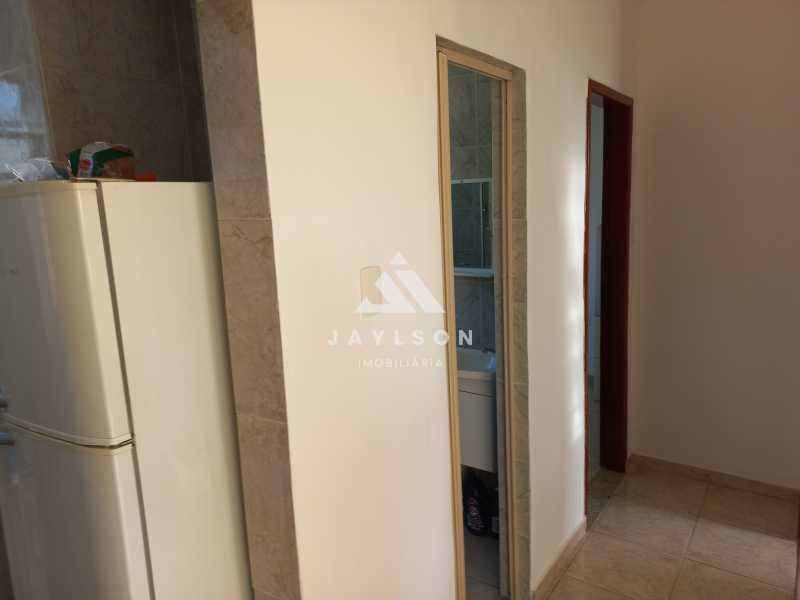 Apartamento à venda com 2 quartos, 60m² - Foto 13