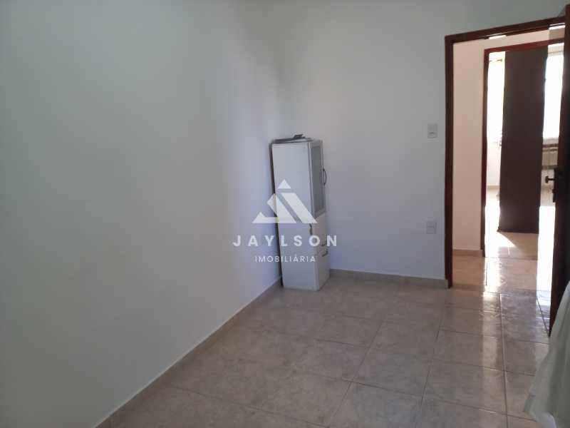 Apartamento à venda com 2 quartos, 60m² - Foto 20