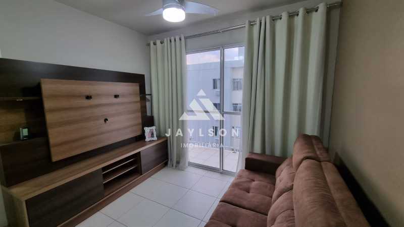 Apartamento à venda com 2 quartos, 62m² - Foto 1