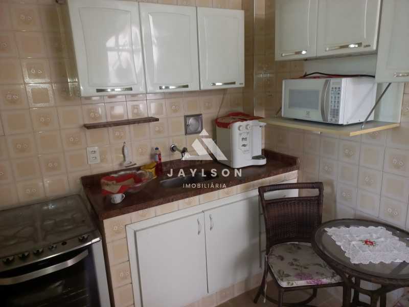 Apartamento à venda com 2 quartos, 45m² - Foto 17