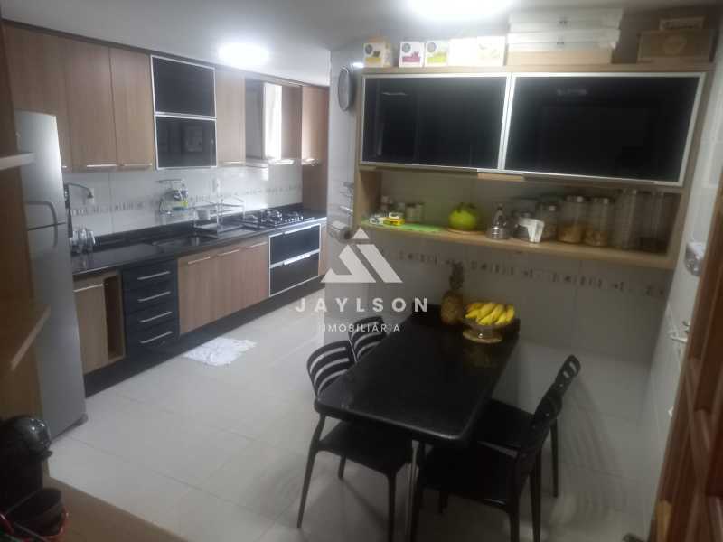 Cobertura à venda com 3 quartos, 235m² - Foto 23