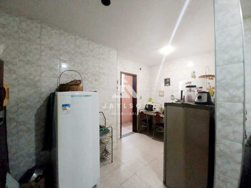 Apartamento à venda com 2 quartos, 72m² - Foto 10