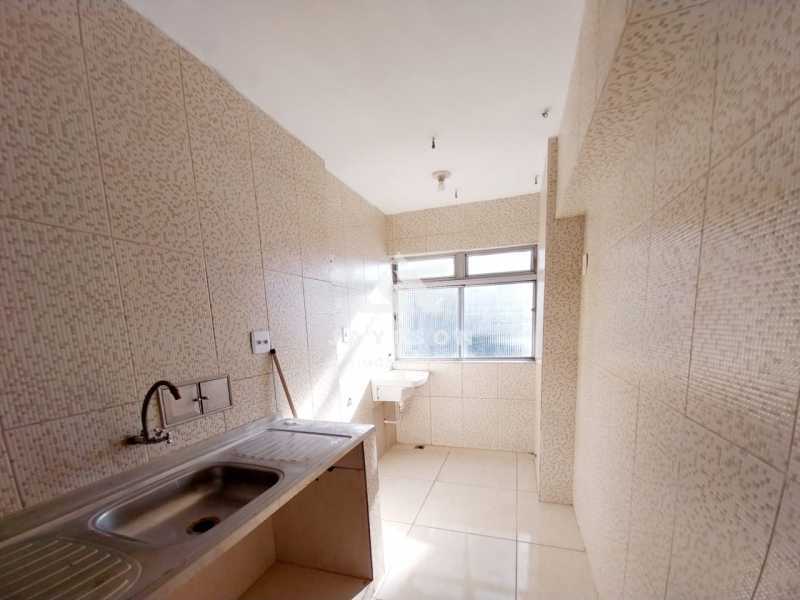 Apartamento à venda com 2 quartos, 75m² - Foto 17