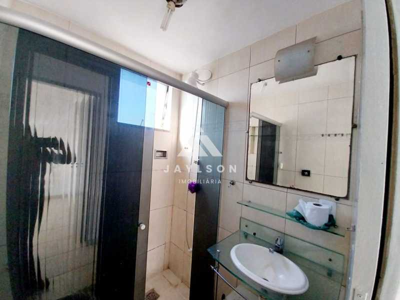 Apartamento à venda com 2 quartos, 75m² - Foto 19