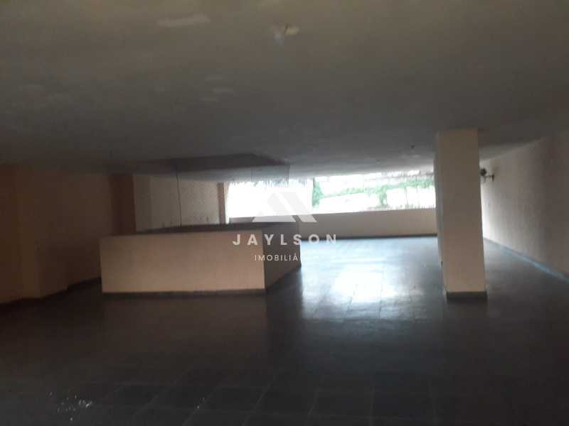 Apartamento à venda com 1 quarto, 60m² - Foto 21