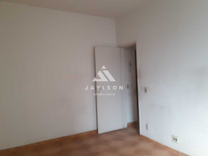 Apartamento à venda com 1 quarto, 60m² - Foto 6