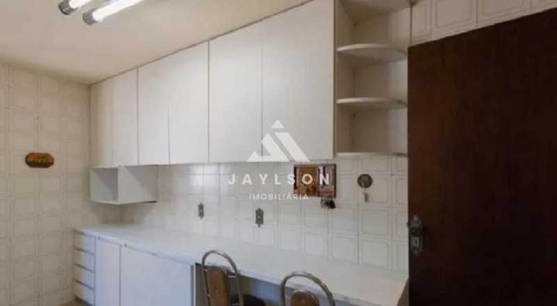 Apartamento à venda com 3 quartos, 93m² - Foto 8