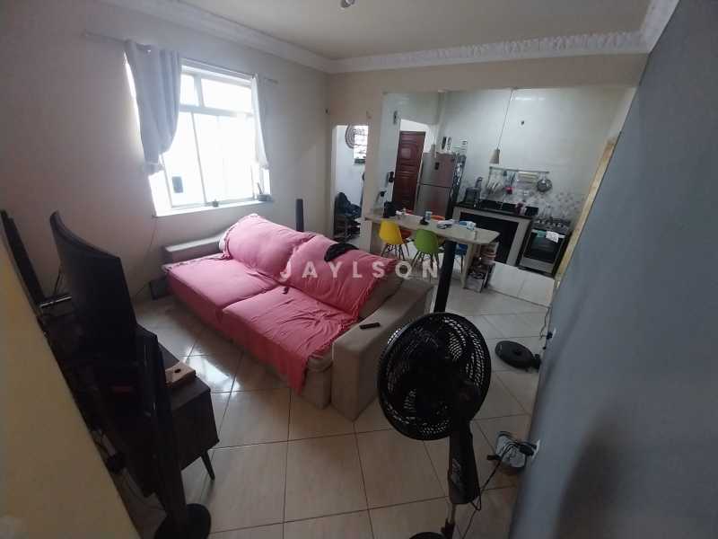 Apartamento à venda com 3 quartos, 94m² - Foto 2