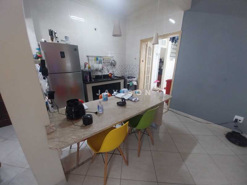 Apartamento à venda com 3 quartos, 94m² - Foto 4