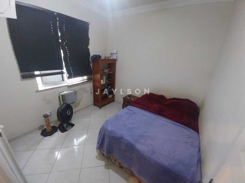 Apartamento à venda com 3 quartos, 94m² - Foto 11