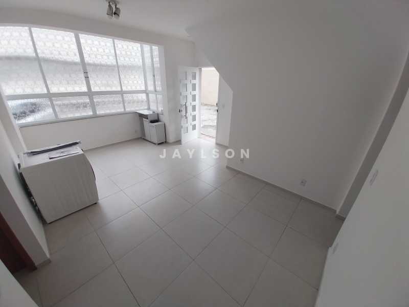 Apartamento à venda com 3 quartos, 80m² - Foto 1