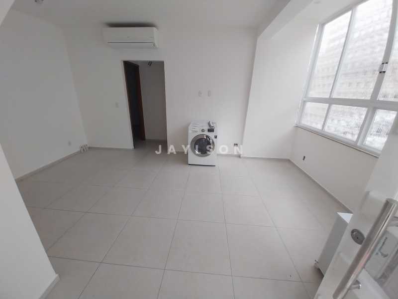 Apartamento à venda com 3 quartos, 80m² - Foto 4