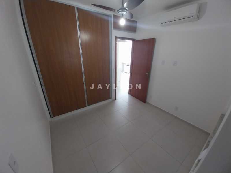 Apartamento à venda com 3 quartos, 80m² - Foto 9