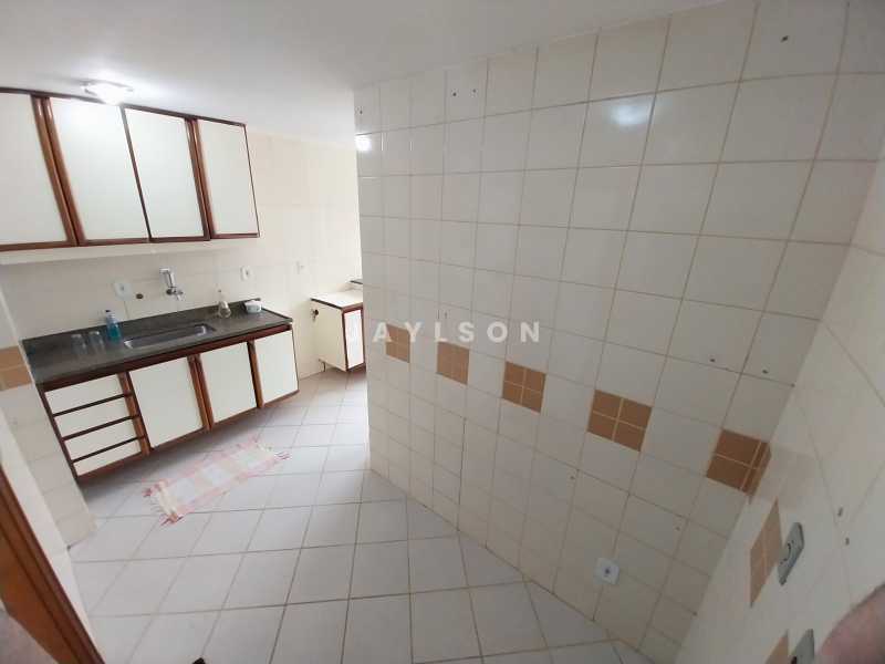 Apartamento à venda com 3 quartos, 90m² - Foto 20