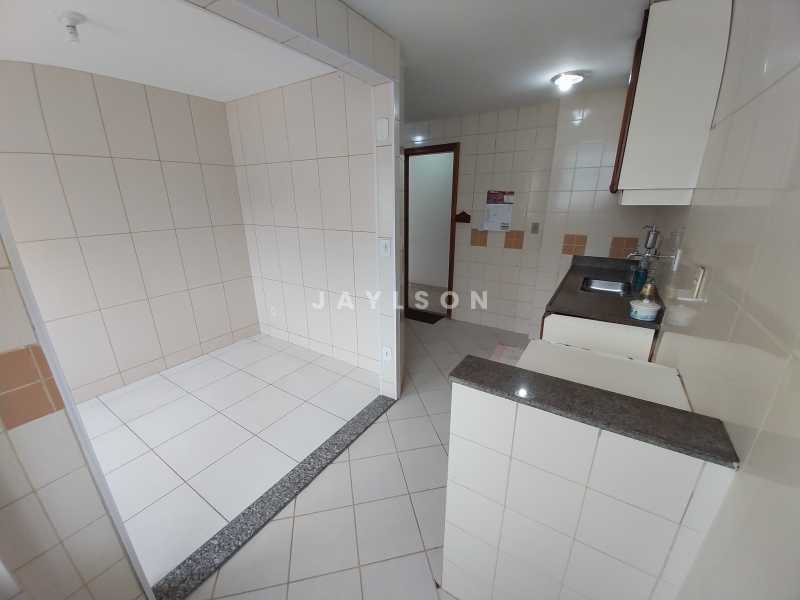 Apartamento à venda com 3 quartos, 90m² - Foto 22