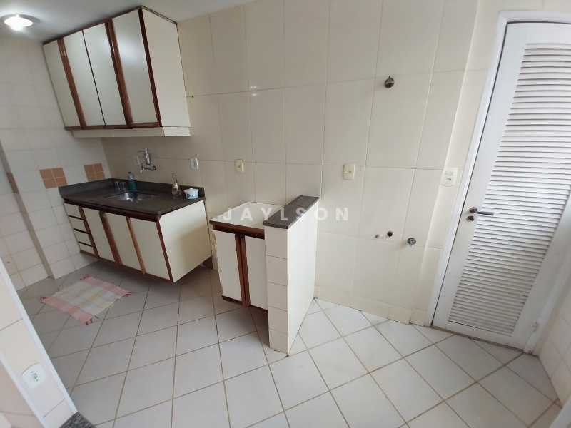 Apartamento à venda com 3 quartos, 90m² - Foto 24