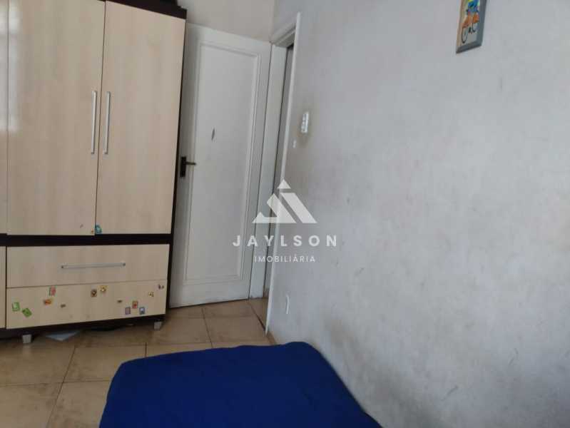 Apartamento à venda com 2 quartos, 65m² - Foto 9