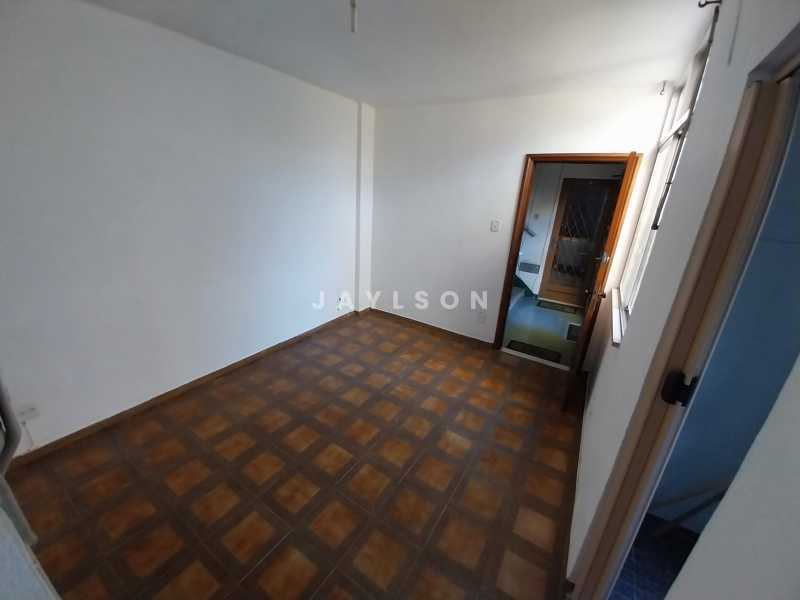 Apartamento à venda com 1 quarto, 31m² - Foto 4