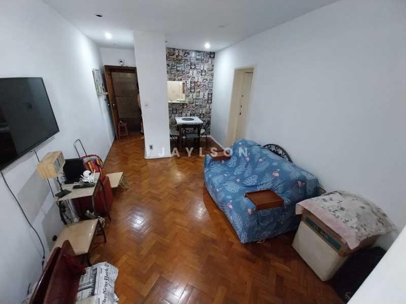 Apartamento à venda com 2 quartos, 73m² - Foto 3