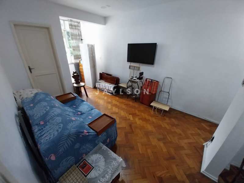 Apartamento à venda com 2 quartos, 73m² - Foto 2