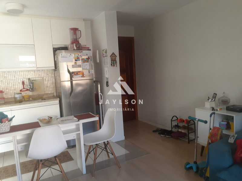 Apartamento à venda com 2 quartos, 52m² - Foto 4