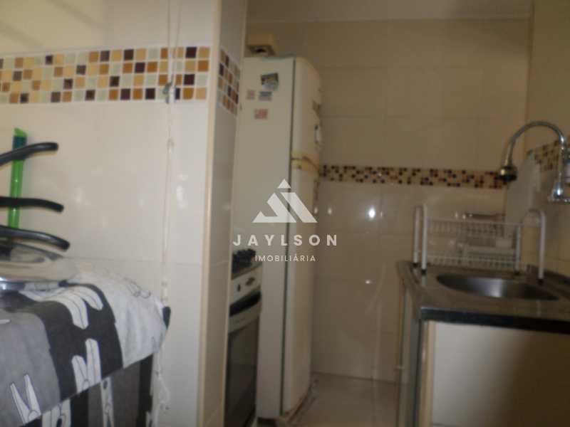 Apartamento à venda com 1 quarto, 38m² - Foto 18