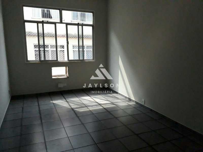 Apartamento à venda com 2 quartos, 60m² - Foto 7