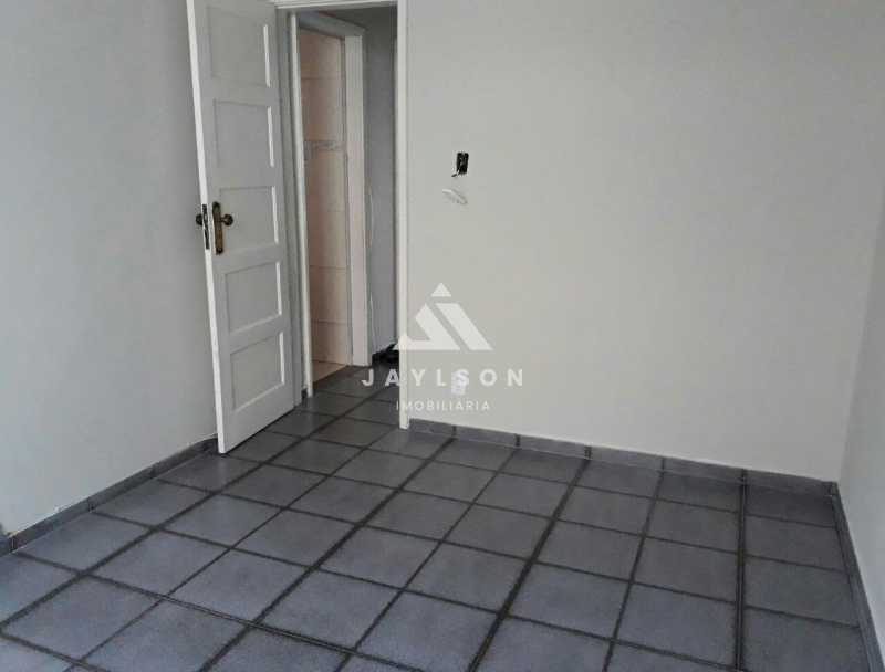 Apartamento à venda com 2 quartos, 60m² - Foto 9