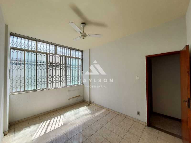 Apartamento à venda com 2 quartos, 62m² - Foto 9