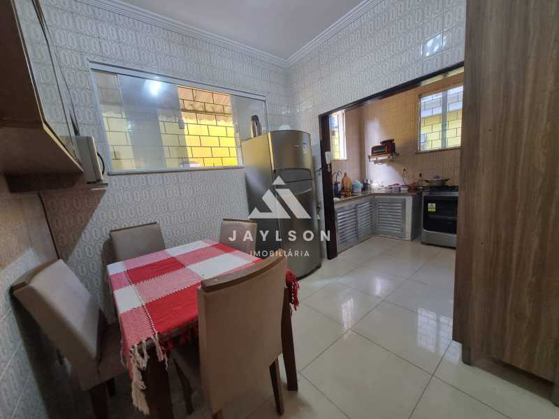 Casa à venda com 3 quartos, 47m² - Foto 17