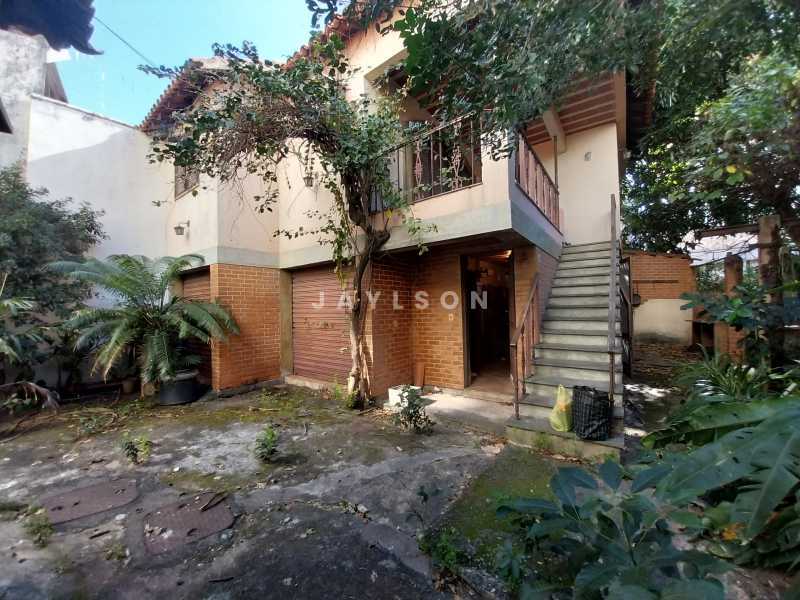 Casa à venda com 4 quartos, 357m² - Foto 27