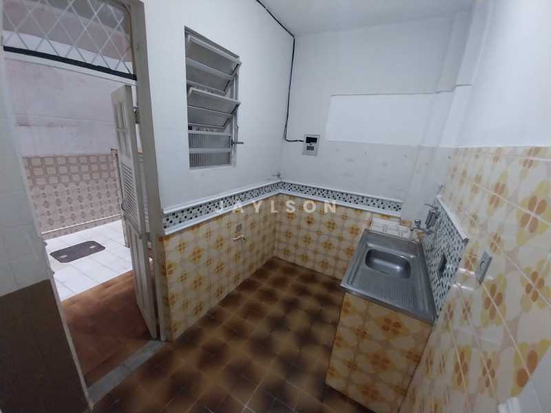 Apartamento à venda com 2 quartos, 56m² - Foto 15