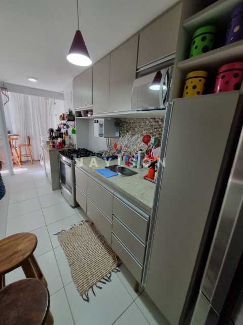 Apartamento à venda com 2 quartos, 62m² - Foto 24